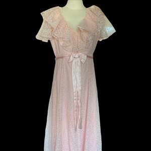 Vintage Cottagecore pink white floral dress